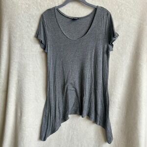 Cable & Gauge Gray Short Sleeve Shark-bite Hem V-Neck Jersey Top Size Medium
